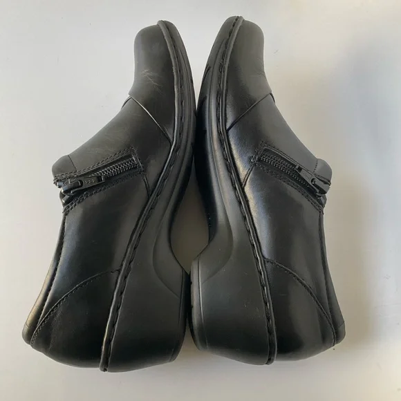 Clarks Channing Essa 6.5 M Black Leather slip on - Picture 9 of 13